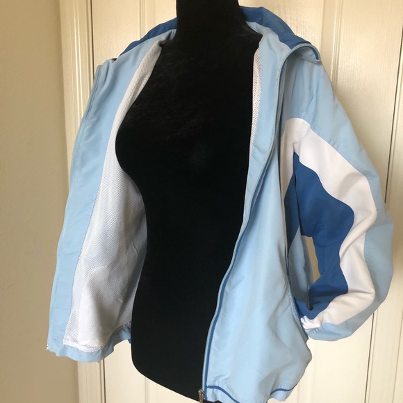 Active Jacket - Picture 3 of 8